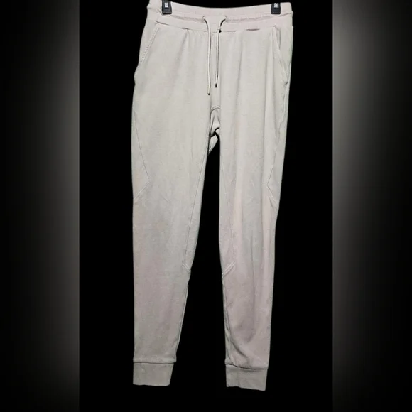 Alphalete Womens Cream Joggers Size Large EUC Waist 32 Inseam 30 - Picture 1 of 4